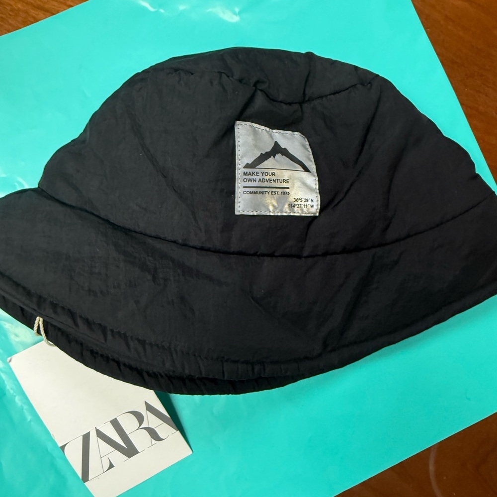 Zara Black Bucket Hat Boy girl 1-3 years